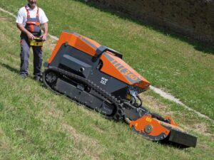 роботизирана радиоуправляема косачка